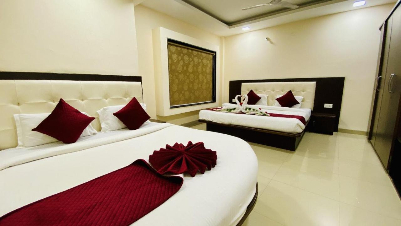 The Richi Rich Hotel And Resort إندور المظهر الخارجي الصورة